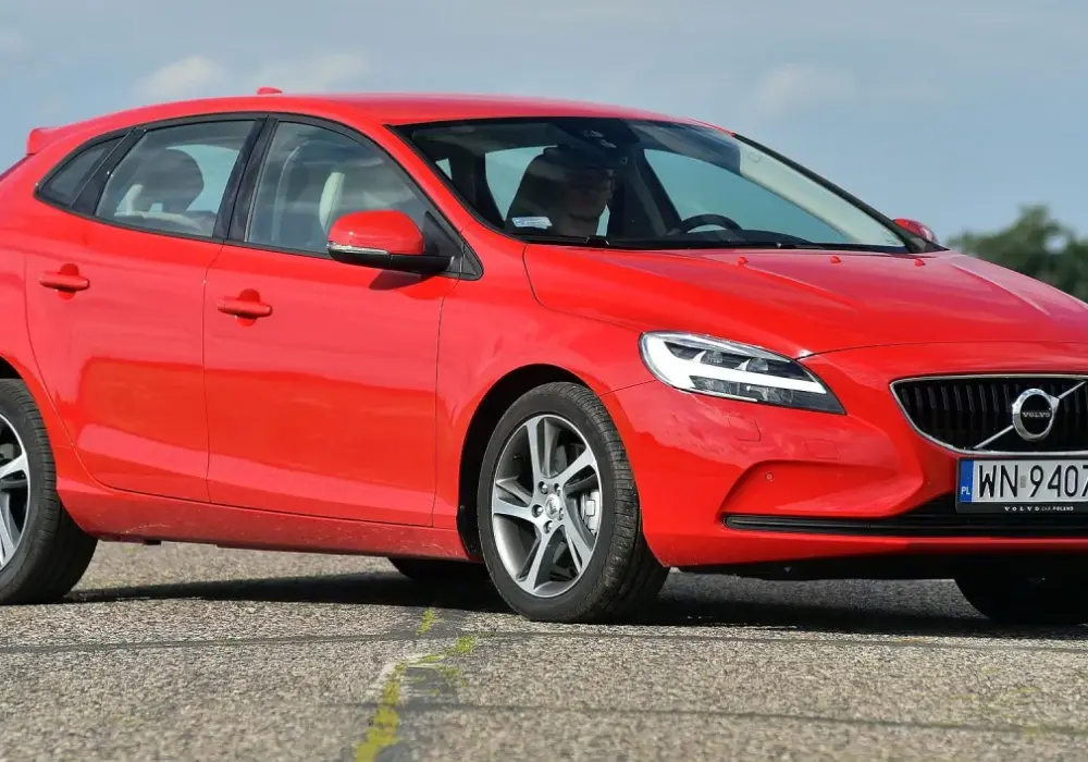 Volvo V40 jaki silnik wybrać, aby uniknąć wysokich kosztów eksploatacji?