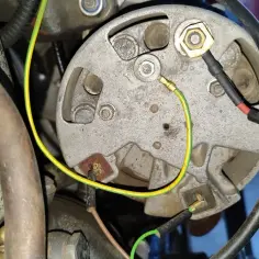 Jak bezpiecznie podłączyć alternator w Zetor 7211 bez kosztownych błędów