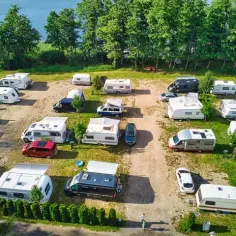 Gdzie kamperem w Bieszczady – odkryj najlepsze miejsca na camping